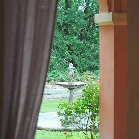 Poggiolo Villa *